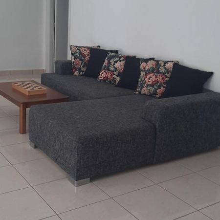 Janis Home Храни Екстериор снимка